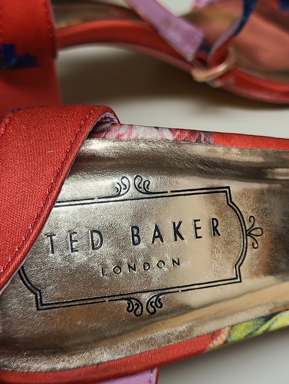 Ted Baker Rozie Floral Satin Berry Sundae sandals size 38 1/2 - Picture 8 of 11